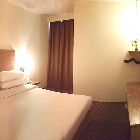 Hotel Sri Sutra - Bandar Sunway 3 Petaling Jaya Bagian luar foto