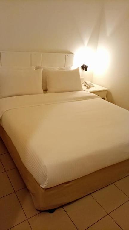 Hotel Sri Sutra - Bandar Sunway 3 Petaling Jaya Bagian luar foto
