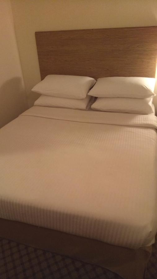 Hotel Sri Sutra - Bandar Sunway 3 Petaling Jaya Bagian luar foto