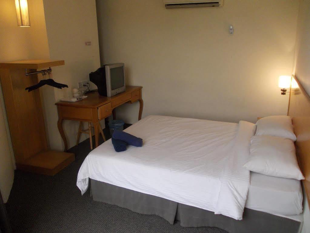 Hotel Sri Sutra - Bandar Sunway 3 Petaling Jaya Bagian luar foto