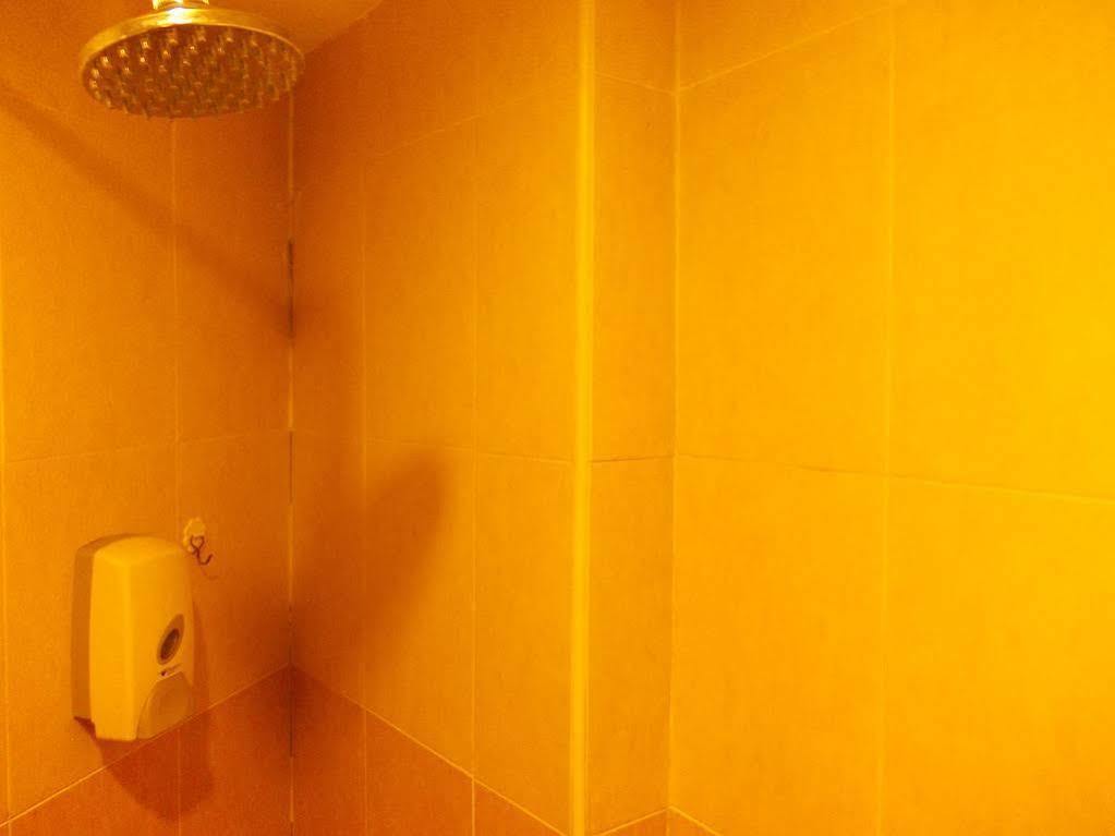 Hotel Sri Sutra - Bandar Sunway 3 Petaling Jaya Bagian luar foto